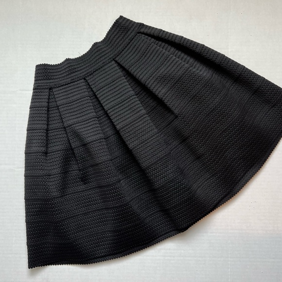 Express bandage full skirt - Picture 2 of 6